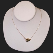 10kt yellow gold tear drop pendant on gold chain