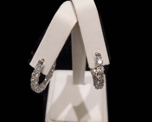 14k white gold with 4.50cw lab diamonds